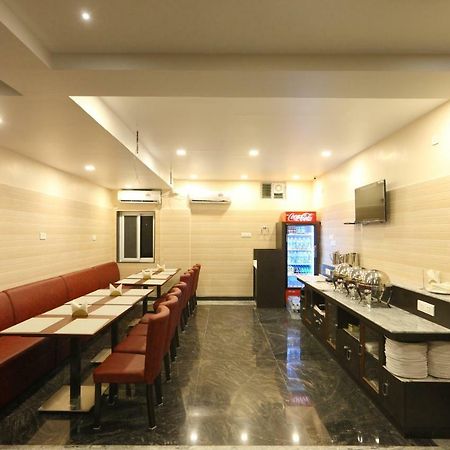 Hotel Ramcharan Residency, Tirupati Exterior photo
