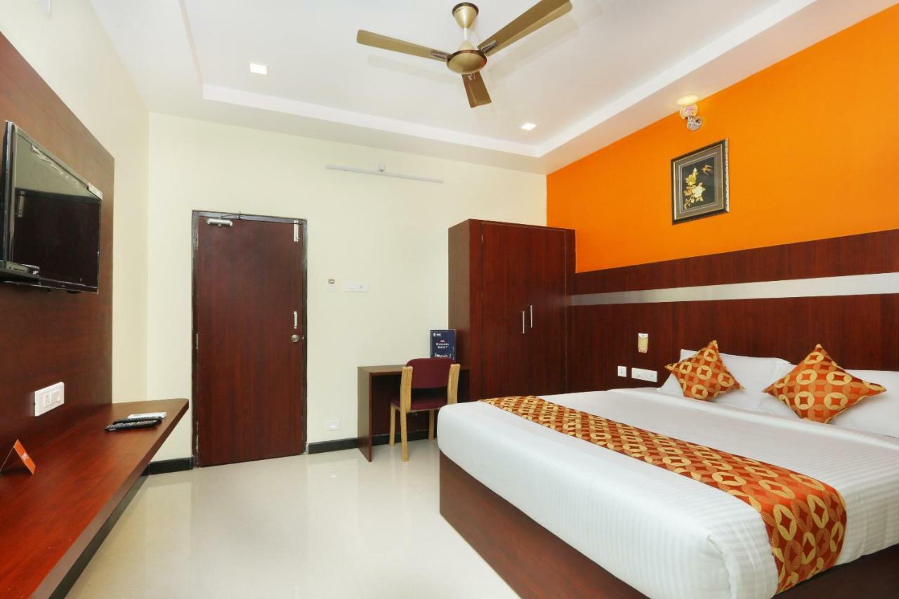 Hotel Ramcharan Residency, Tirupati Exterior photo