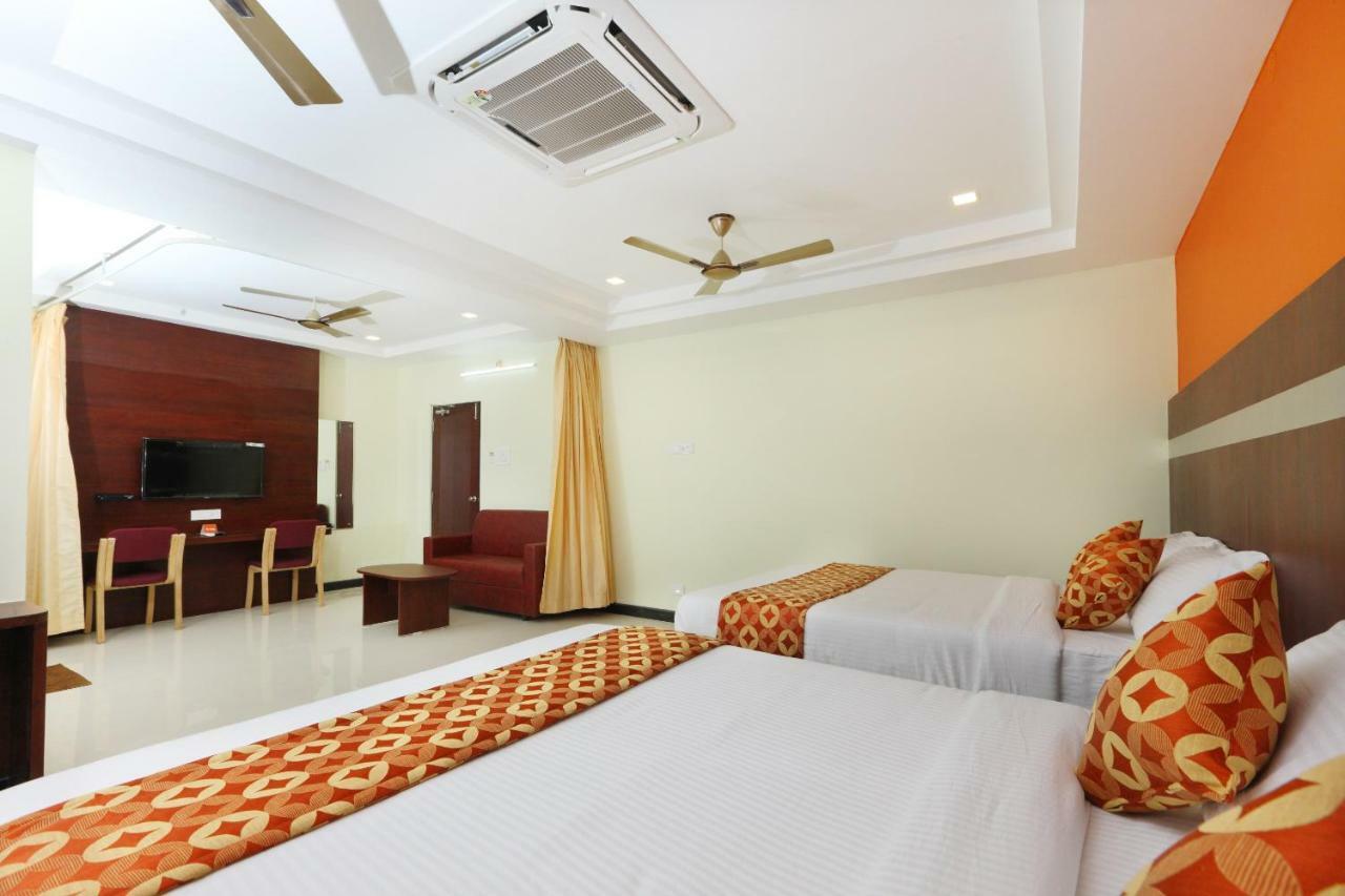 Hotel Ramcharan Residency, Tirupati Exterior photo