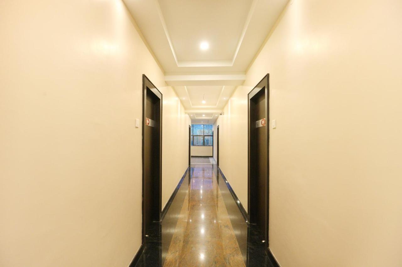 Hotel Ramcharan Residency, Tirupati Exterior photo