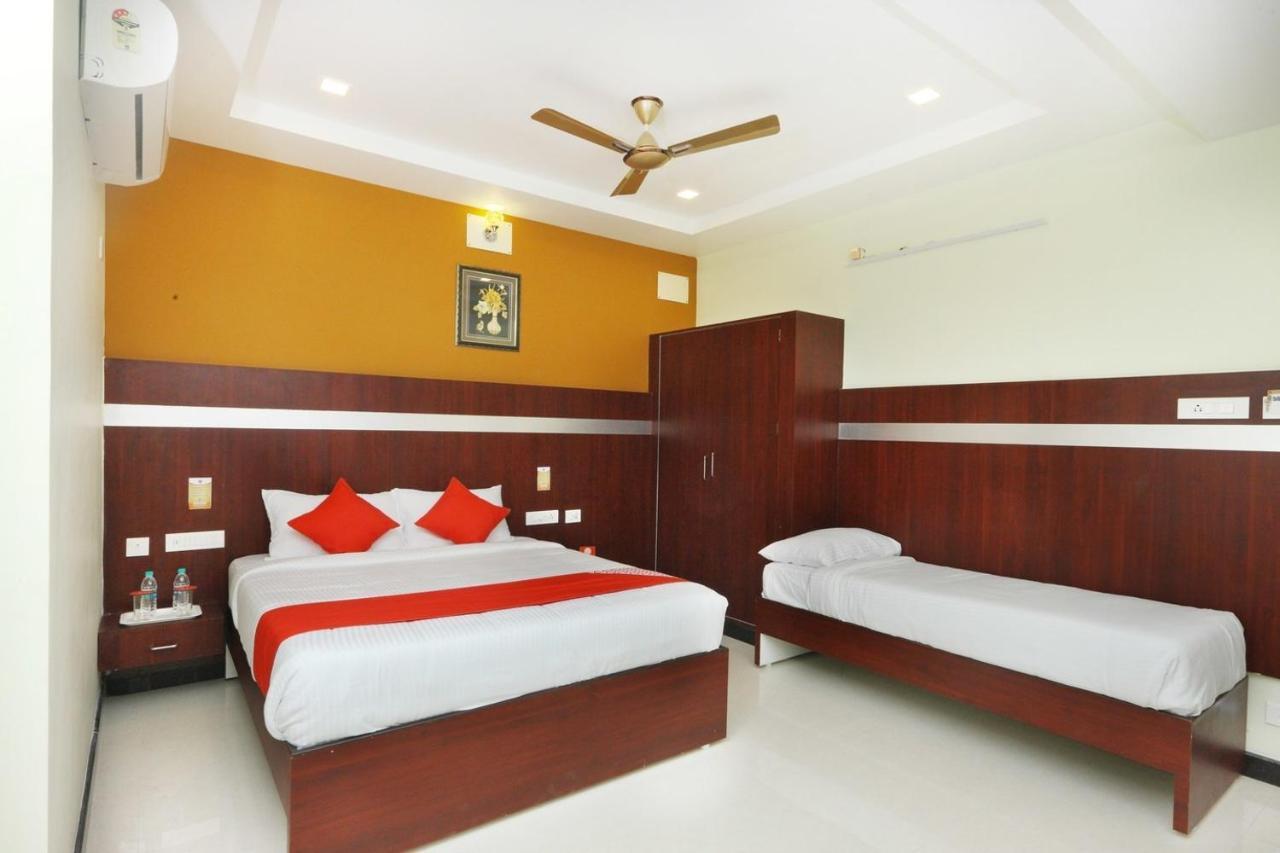 Hotel Ramcharan Residency, Tirupati Exterior photo