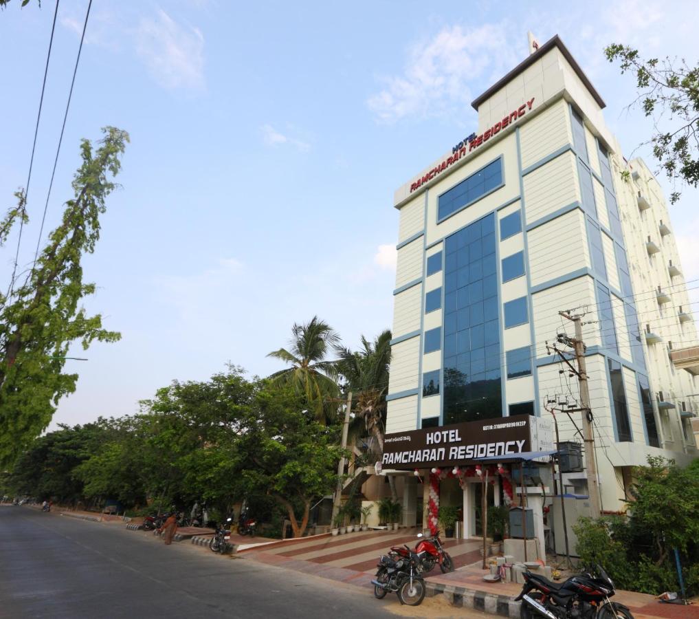 Hotel Ramcharan Residency, Tirupati Exterior photo